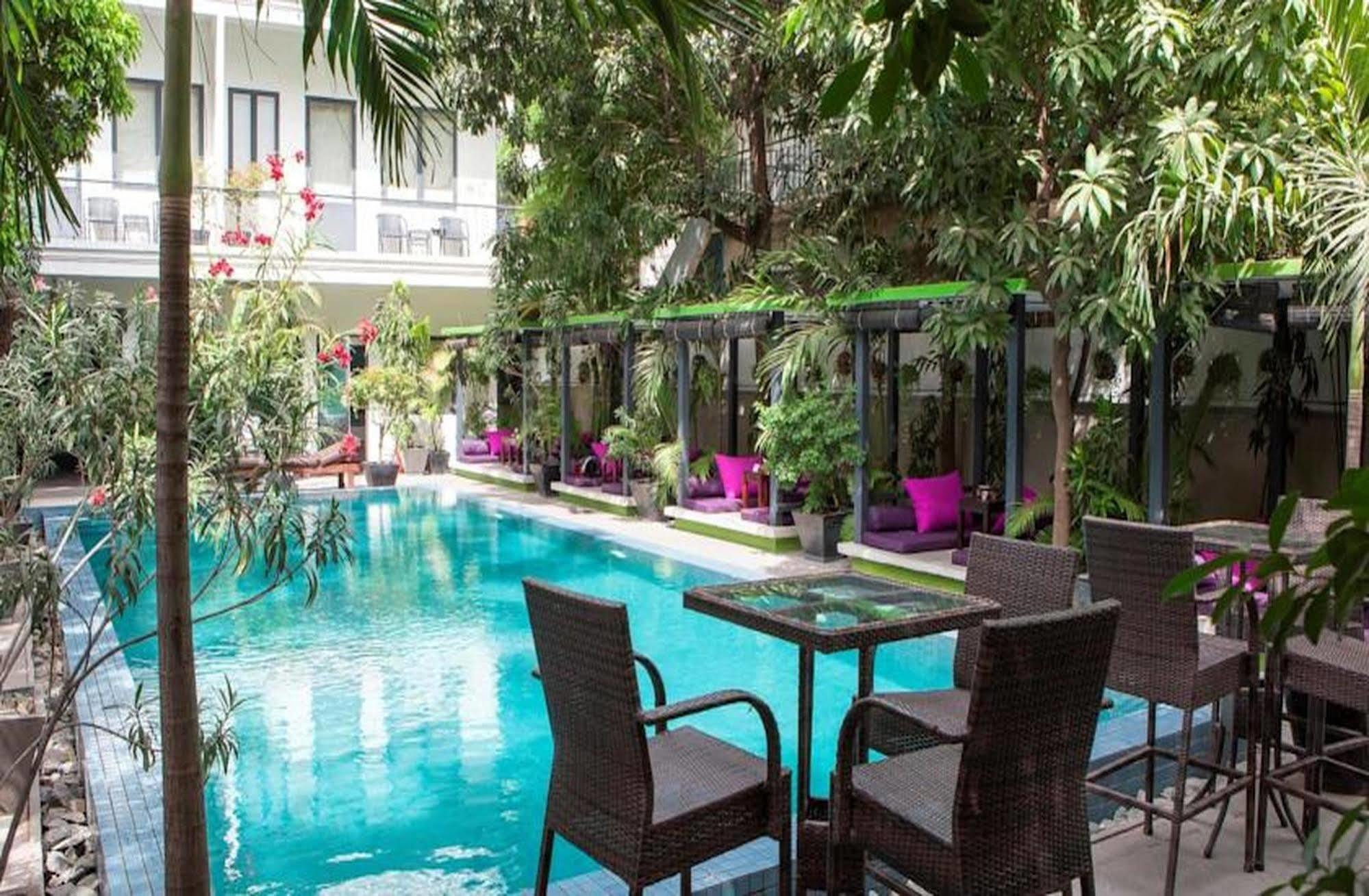 Hotel The 252 Phnom Penh Zewnętrze zdjęcie