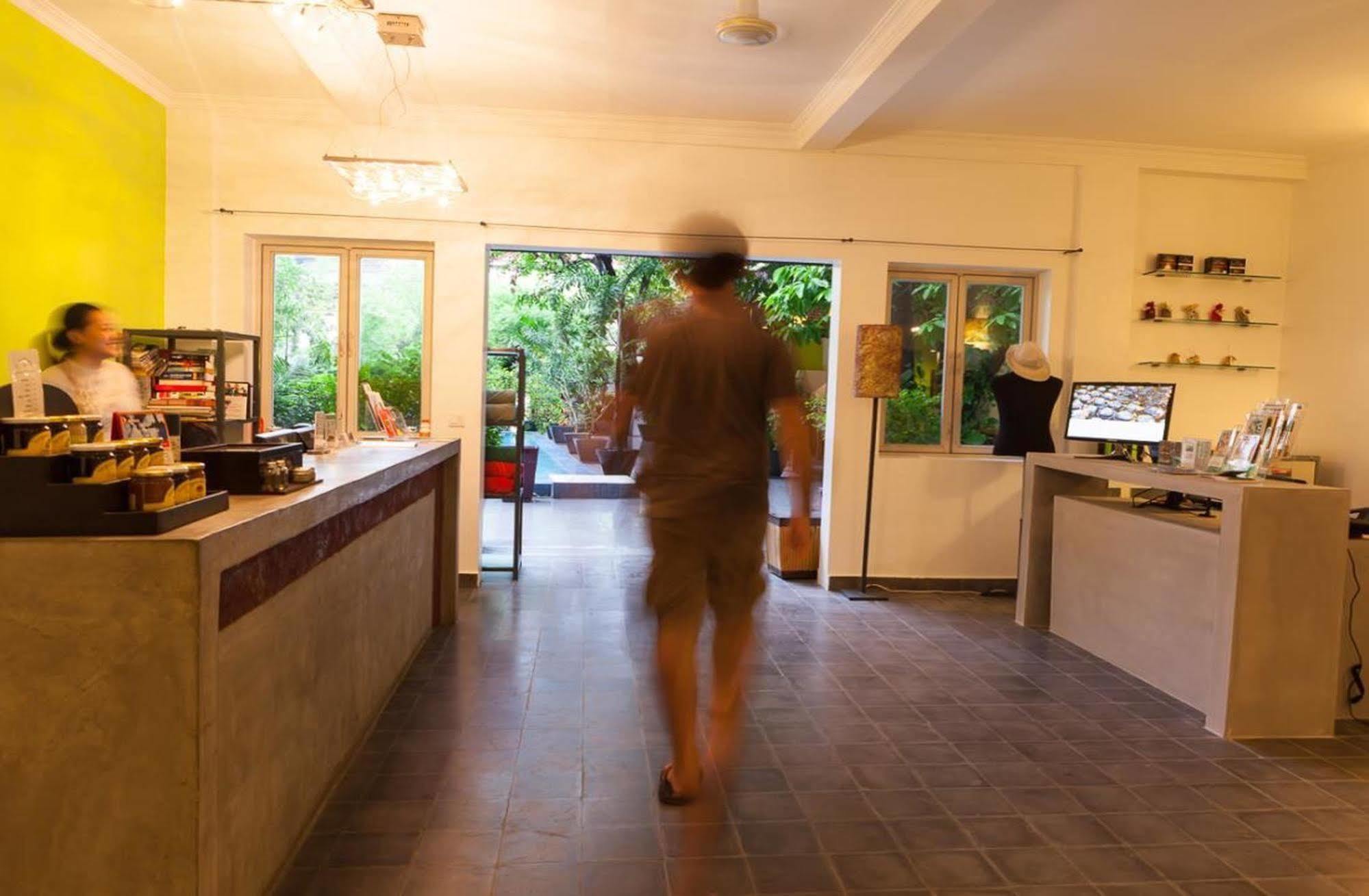 Hotel The 252 Phnom Penh Zewnętrze zdjęcie